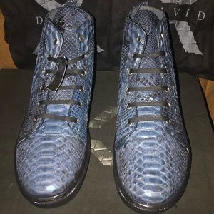 Mens  genuine python upscale sneakers